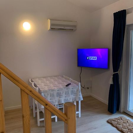 Maisonnette La Coti H5 Avec Piscine Interieure Chauffee, A 400 M De La Plage Et Menage De Fin Sejour Compris Saint-Georges-d'Oleron Dış mekan fotoğraf